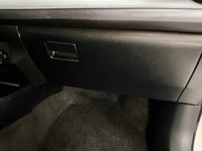 2018 Toyota RAV4 — photo 30 view