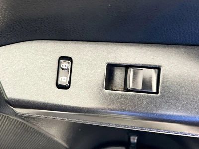 2018 Toyota RAV4 — photo 25 view
