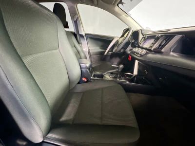 2018 Toyota RAV4 — photo 24 view