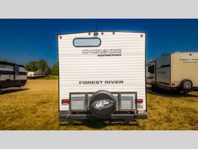 2026 Forest River Cherokee Grey Wolf - Photo 6