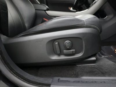 2018 Land Rover Range Rover Evoque — photo 34 view