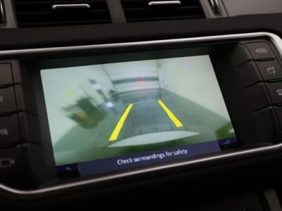 2018 Land Rover Range Rover Evoque — photo 19 view