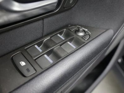 2018 Land Rover Range Rover Evoque — photo 11 view