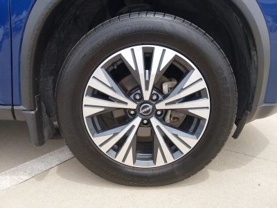 2023 Nissan Rogue — photo 10 view