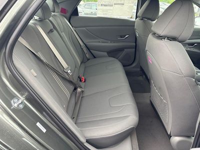 2026 Hyundai Elantra - Photo 38