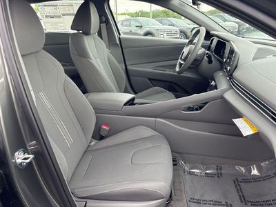 2026 Hyundai Elantra - Photo 40