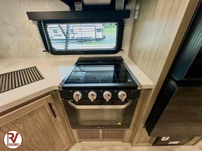 2027 Forest River RV Rockwood Ultra Lite — photo 23 view