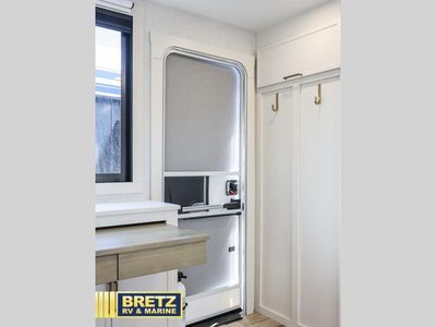 2026 Brinkley Model I - Photo 15