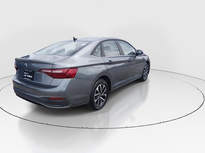 2024 Volkswagen Jetta — photo 7 view