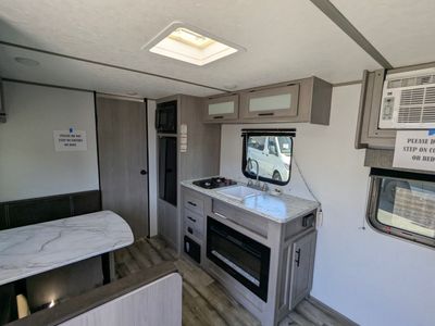 2023 Dutchmen Coleman Lantern LT - Photo 19