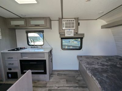 2023 Dutchmen Coleman Lantern LT - Photo 13