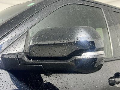 2023 Toyota Tundra — photo 10 view