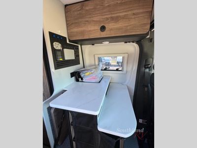2026 Tiffin Motorhomes GH1 - Photo 12