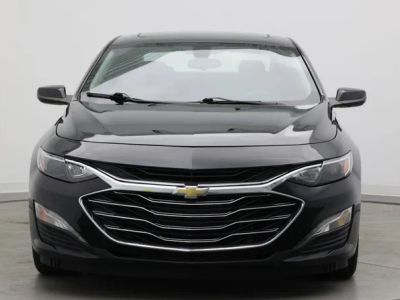 2021 Chevrolet Malibu - Photo 2