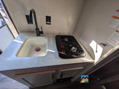 2024 Jayco Jay Flight SLX - Photo 9