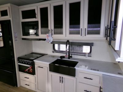 2025 Forest River RV Sabre - Photo 46