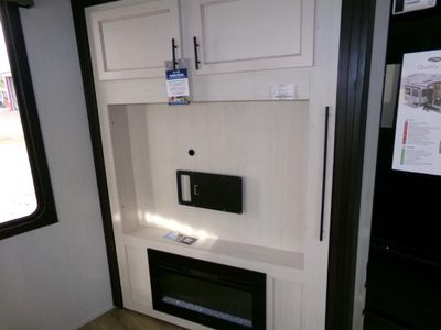 2025 Forest River RV Sabre - Photo 37