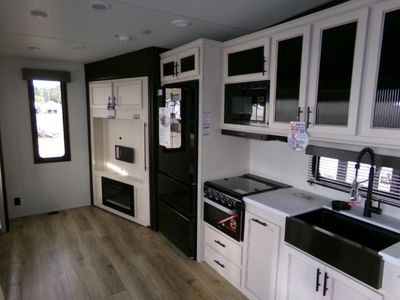2025 Forest River RV Sabre - Photo 45