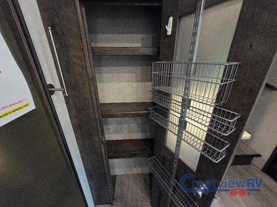 2018 Keystone RV Montana High Country - Photo 22
