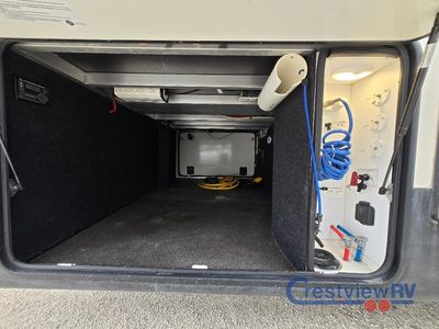 2018 Keystone RV Montana High Country - Photo 7