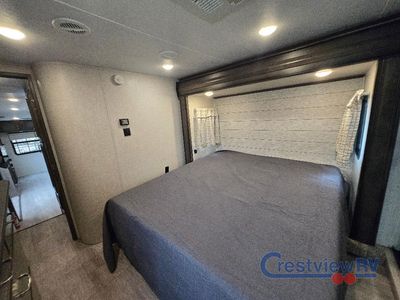 2018 Keystone RV Montana High Country - Photo 37