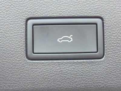 2026 Volkswagen Atlas — photo 12 view