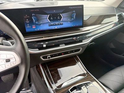 2024 BMW X7 — photo 31 view