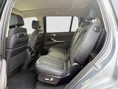 2024 BMW X7 — photo 24 view