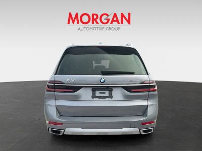 2024 BMW X7 — detail view