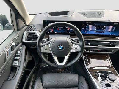 2024 BMW X7 — photo 19 view
