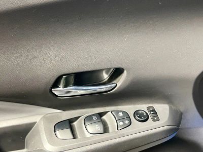 2022 Nissan Kicks — photo 14 view