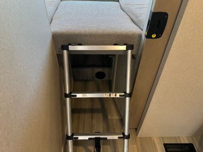 2027 Thor Motor Coach OMNI TRAIL — photo 23 view