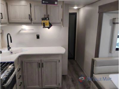 2026 Coachmen RV Catalina Trail Blazer — photo 20 view