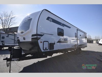 2026 Forest River RV Grand Surveyor — detail view
