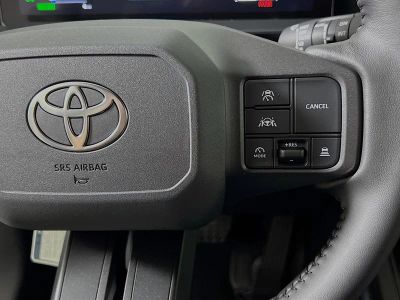 2026 Toyota RAV4 Plug-In Hybrid — photo 17 view