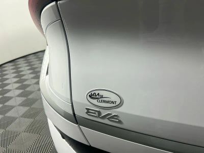 2025 Kia EV6 — detail view