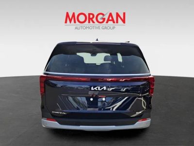 2026 Kia Carnival Hybrid — photo 8 view