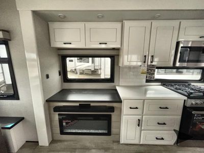 2026 Jayco Pinnacle - Photo 14
