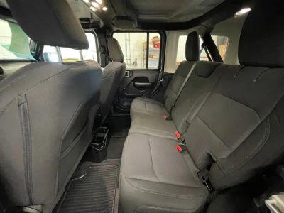 2019 Jeep Wrangler Unlimited — photo 18 view