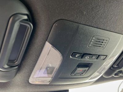 2021 Toyota Corolla — photo 18 view