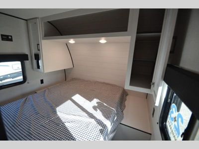 2026 Jayco Jay Flight SLX - Photo 12