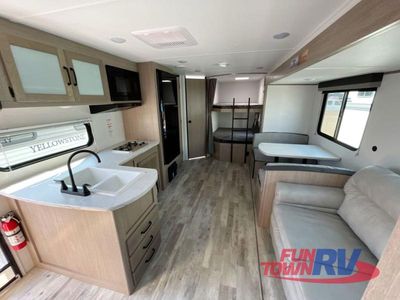 2026 Gulf Stream RV Yellowstone Classic - Photo 11