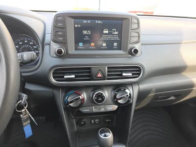 2021 Hyundai Kona — photo 11 view