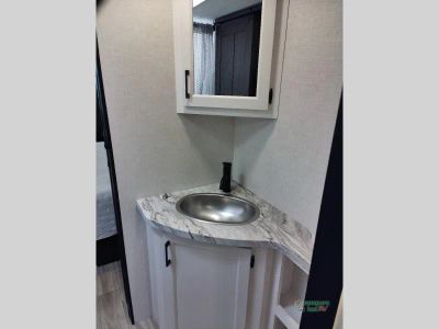 2026 Venture RV Stratus — photo 40 view