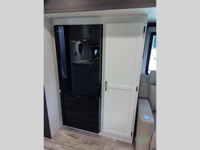 2026 Venture RV Stratus — photo 36 view