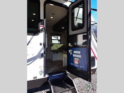 2026 Venture RV Stratus — photo 29 view