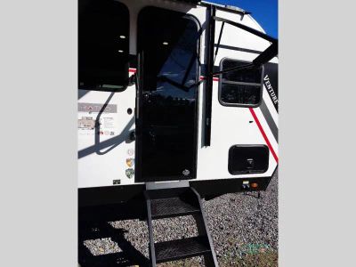 2026 Venture RV Stratus — photo 27 view