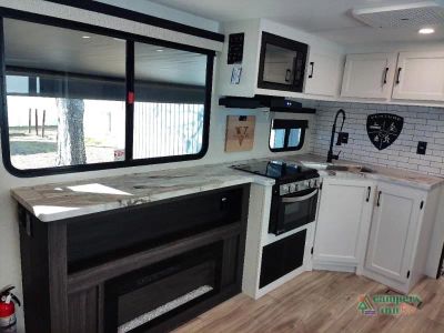 2026 Venture RV Stratus — photo 32 view