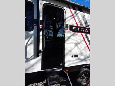 2026 Venture RV Stratus — photo 17 view