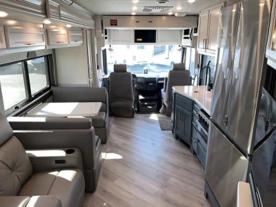 2026 Fleetwood BOUNDER - Photo 3